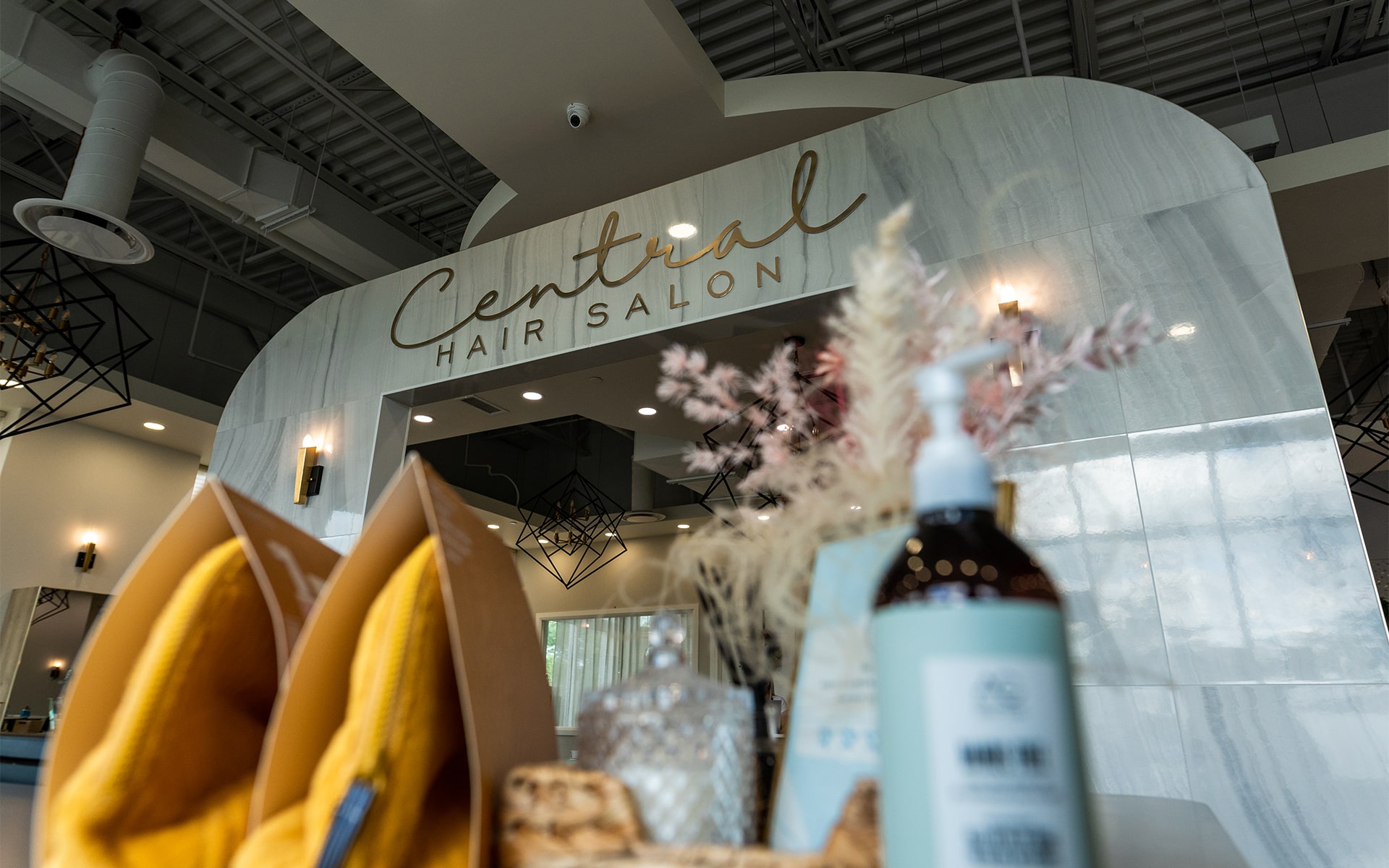 Central Hair Salon - Interior 2