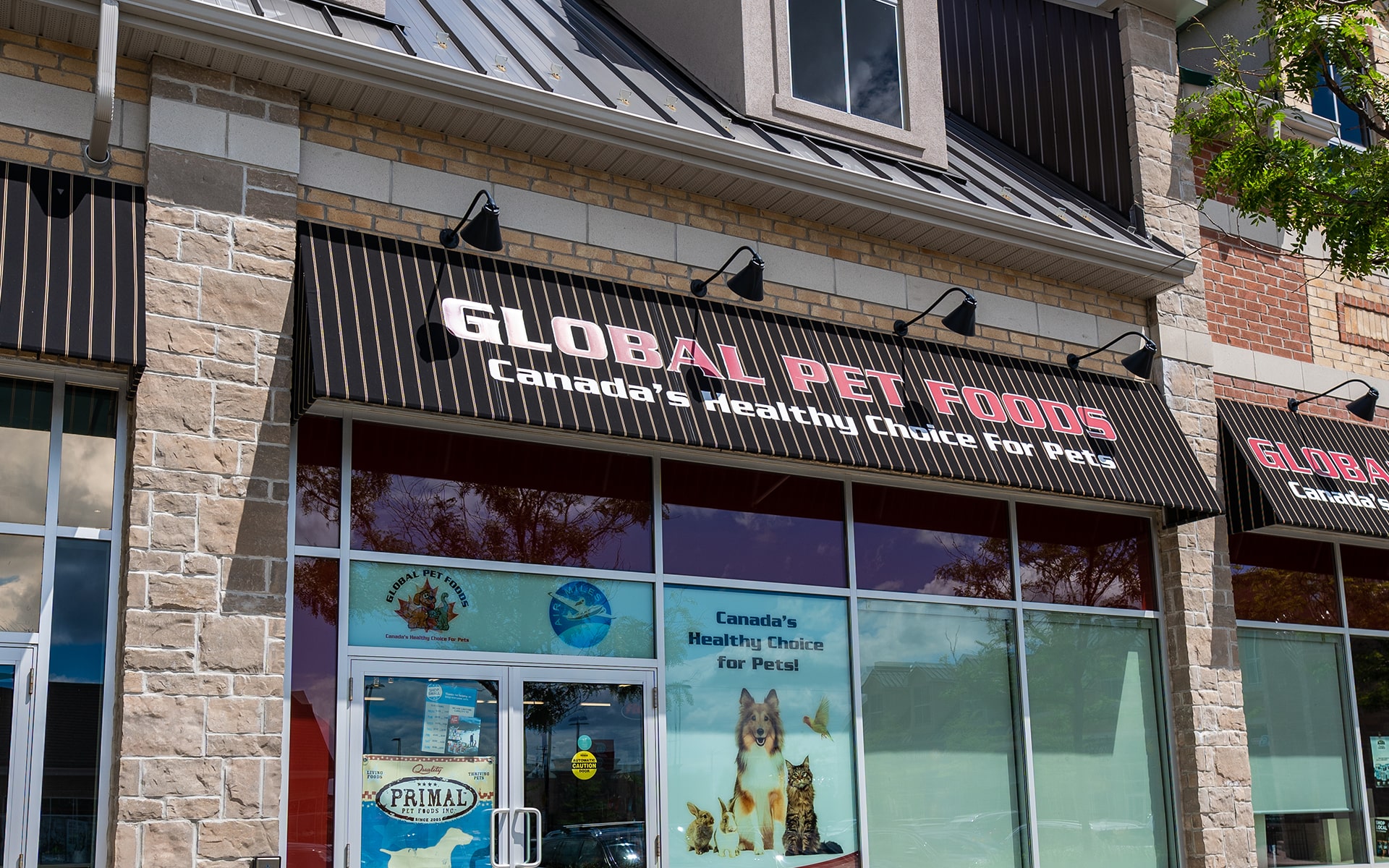 Global Pet Food - Exterior